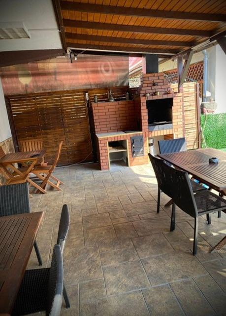 Casa Adriana Hotell Băile Herculane Eksteriør bilde